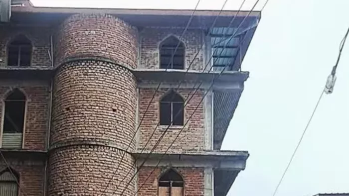 Himachal Masjid Controversy: संजौली मस्जिद की 3 मंजिलें अवैध, कोर्ट ने दिए ढहाने के आदेश