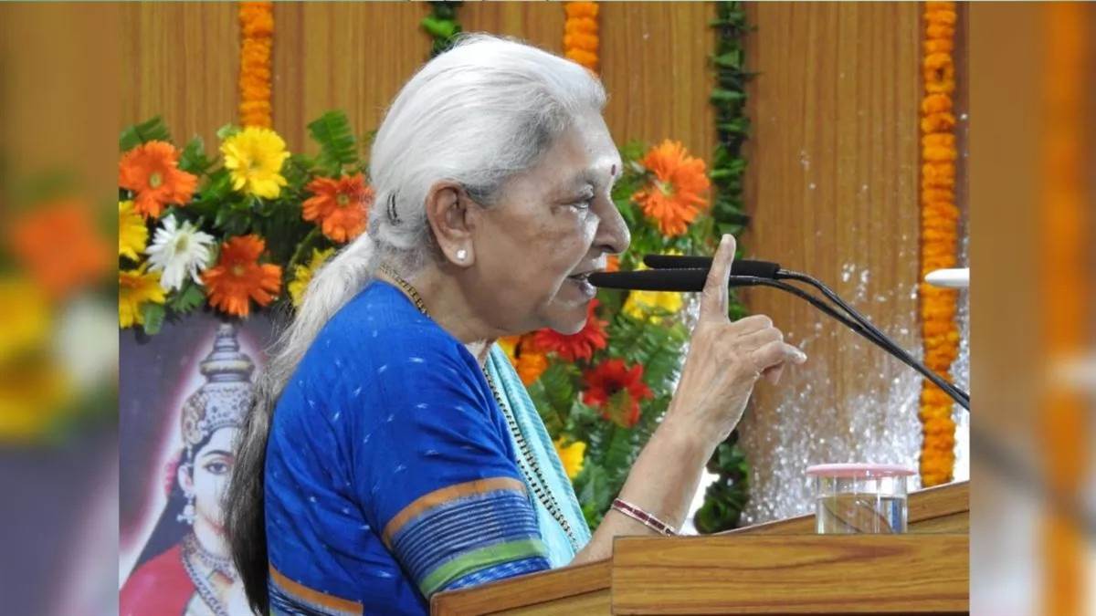 governor anandiben patels varanasi visit university events and programs