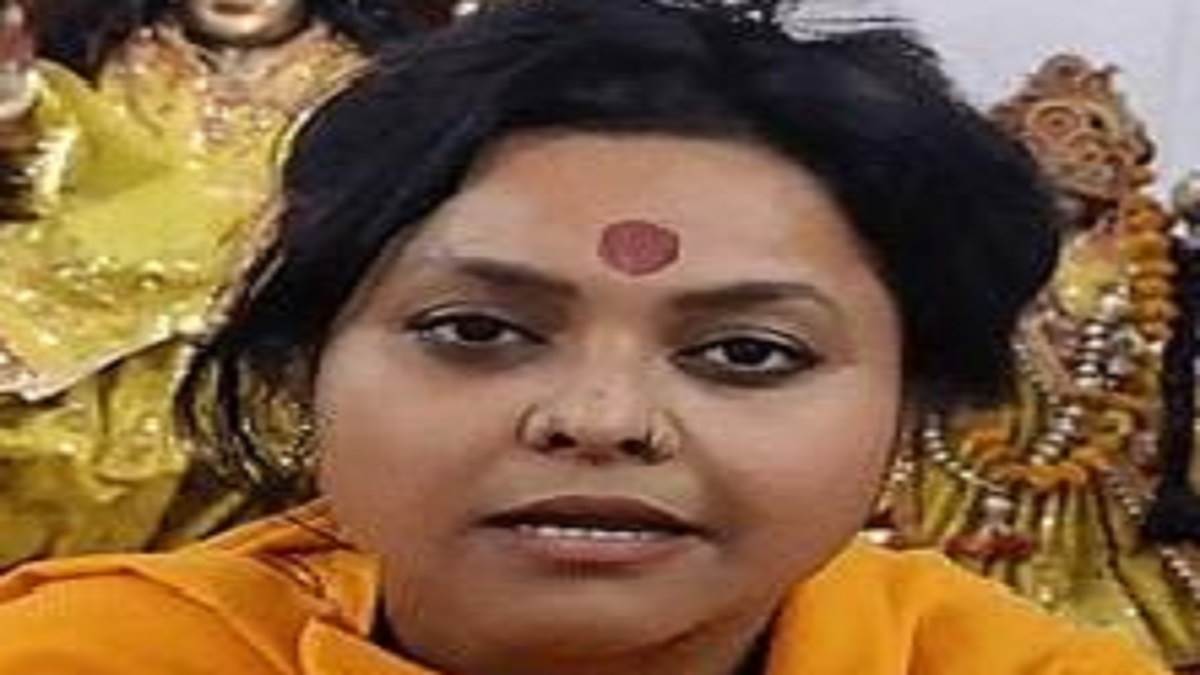 mahamandaleshwar annapurna bharti expelled from niranjani akhara for this reason