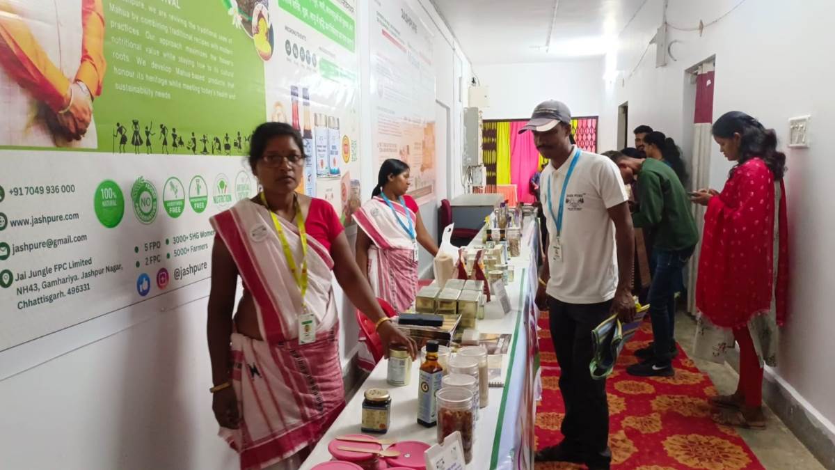 mahua empowers tribal women in chhattisgarh the jashpure story