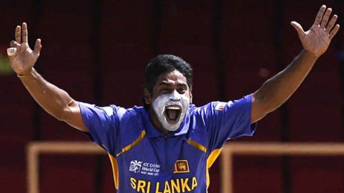 chaminda vaas cricket career odi record and life story