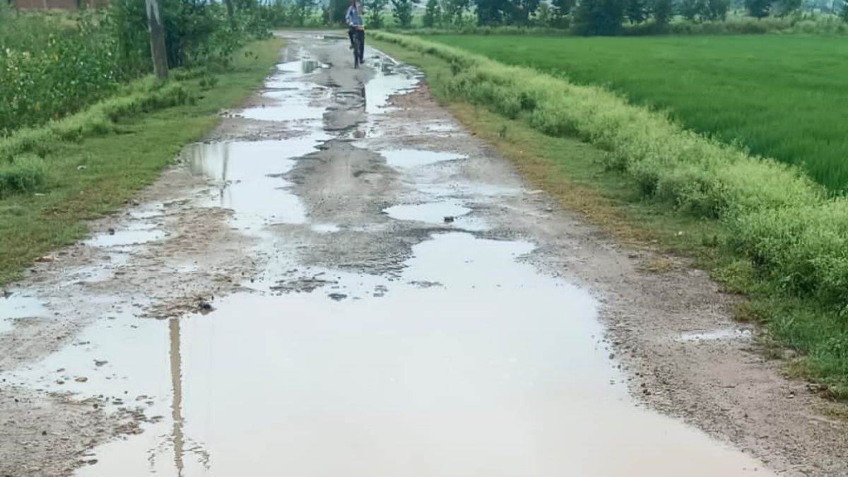 bad road conditions gt road jigina path in disrepair accident prone