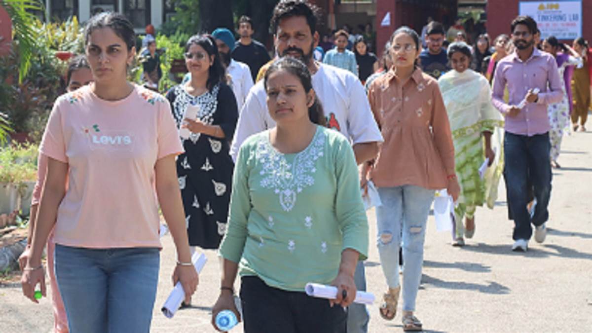 chandigarh to fill teacher shortage 218 jbt posts to be filled soon 15023 candidates appear for written exam