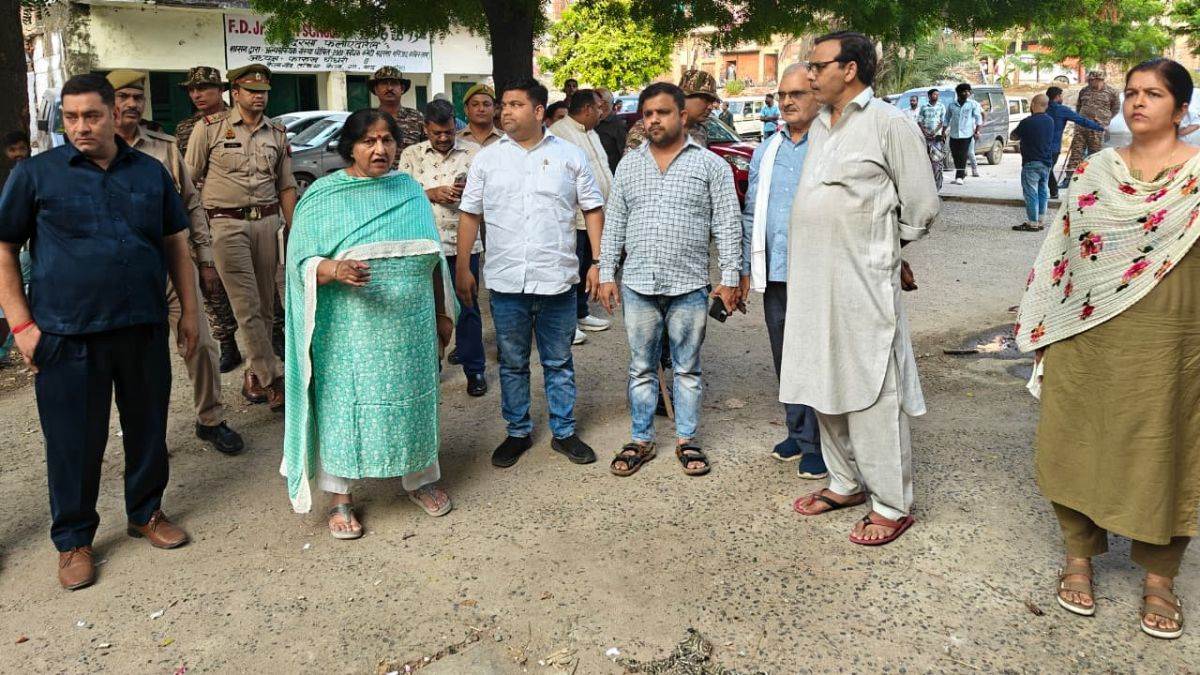 ncr ghaziabad news banquet hall to be built on liberated land in kaila bhatta