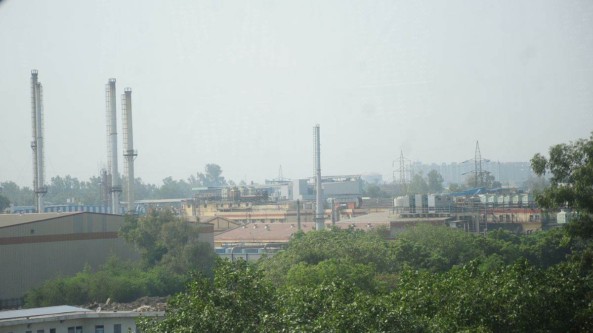 ncr ghaziabad news gas genset subsidy for industries to reduce pollution