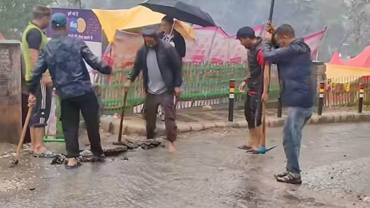 kullu dussehra 2025 waterlogging disrupts devtas tent sewerage issues