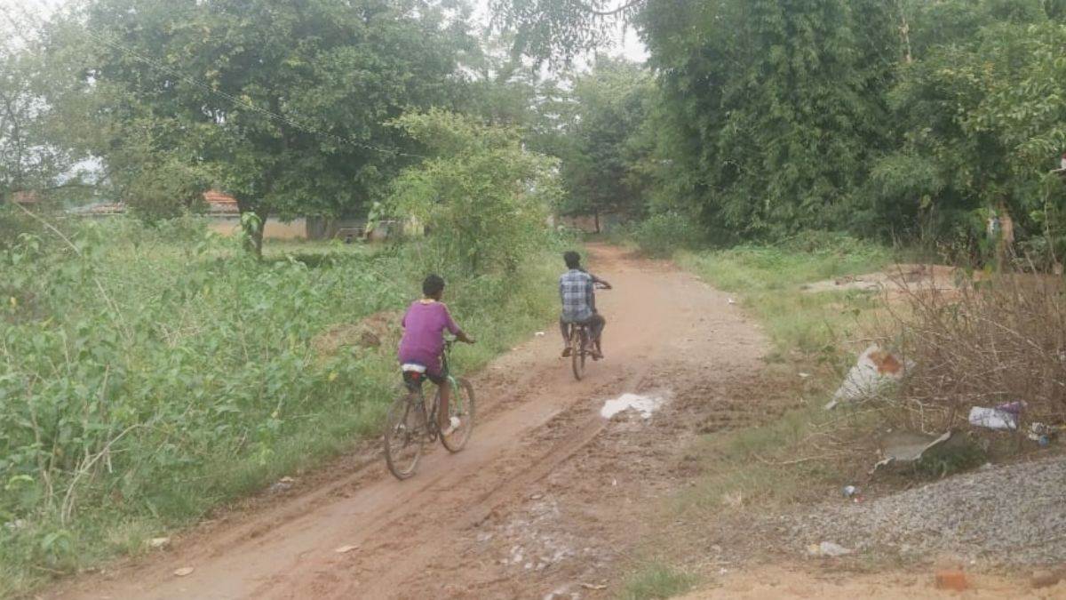 panchayat road problems poor infrastructure in lohardagas karo block