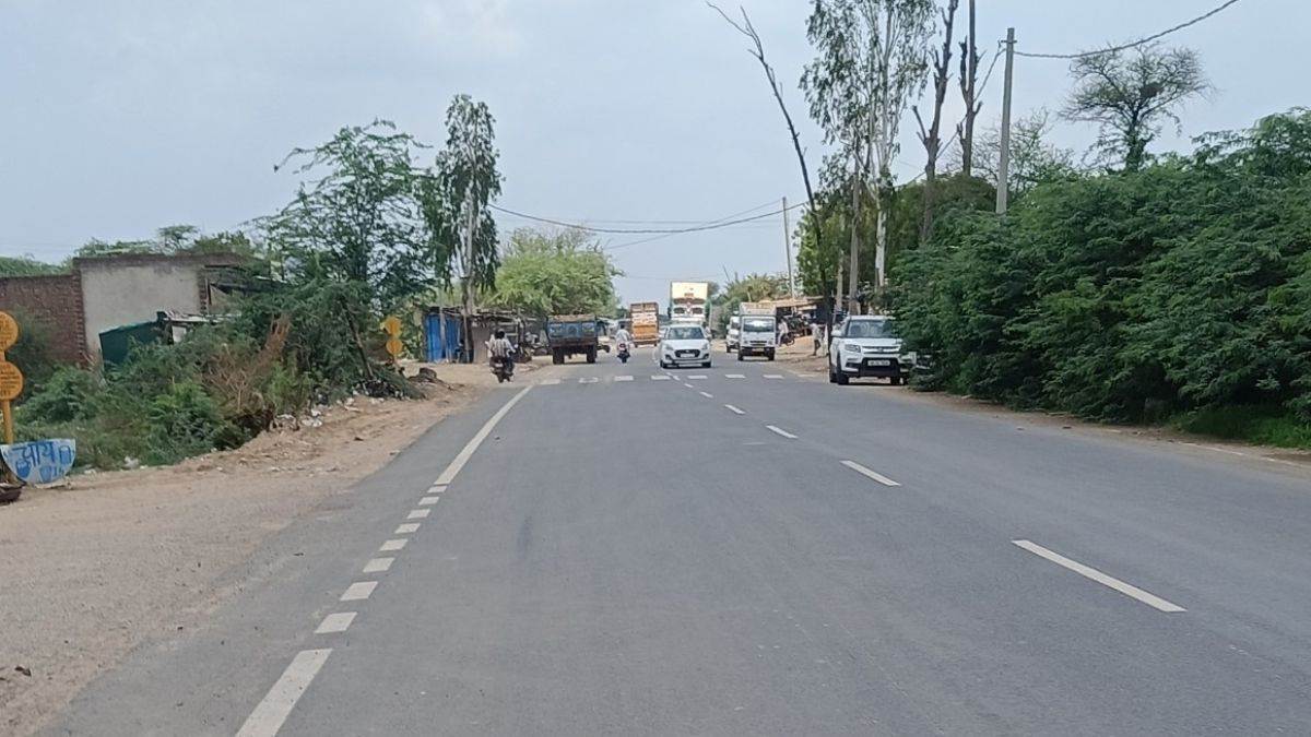 ncr mewat news hodal nuh pataudi road four lane project delayed by land issues