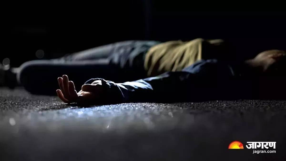 varanasi news wife arrested for madrasa teacher murder over property dispute