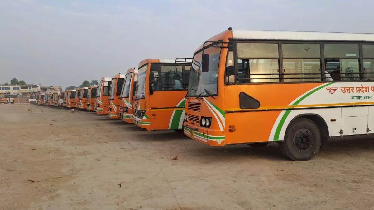 strict action on finding dirt in buses transport corporation in raibareilly