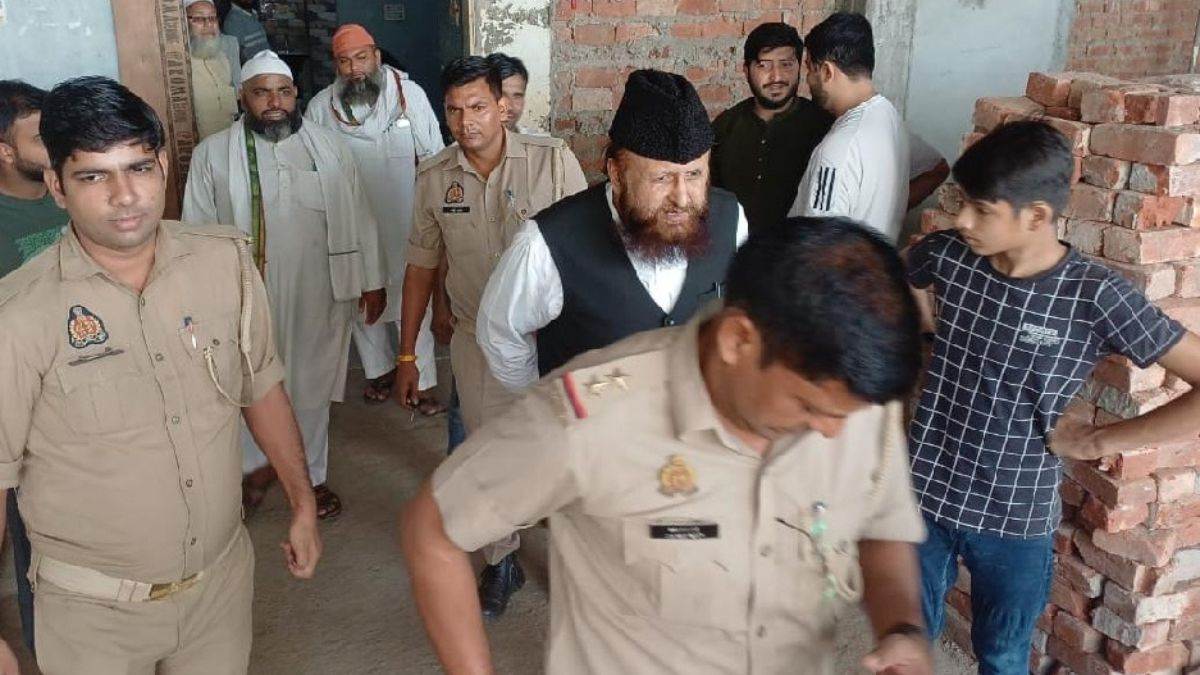 mp father stopped en route to bareilly police alert