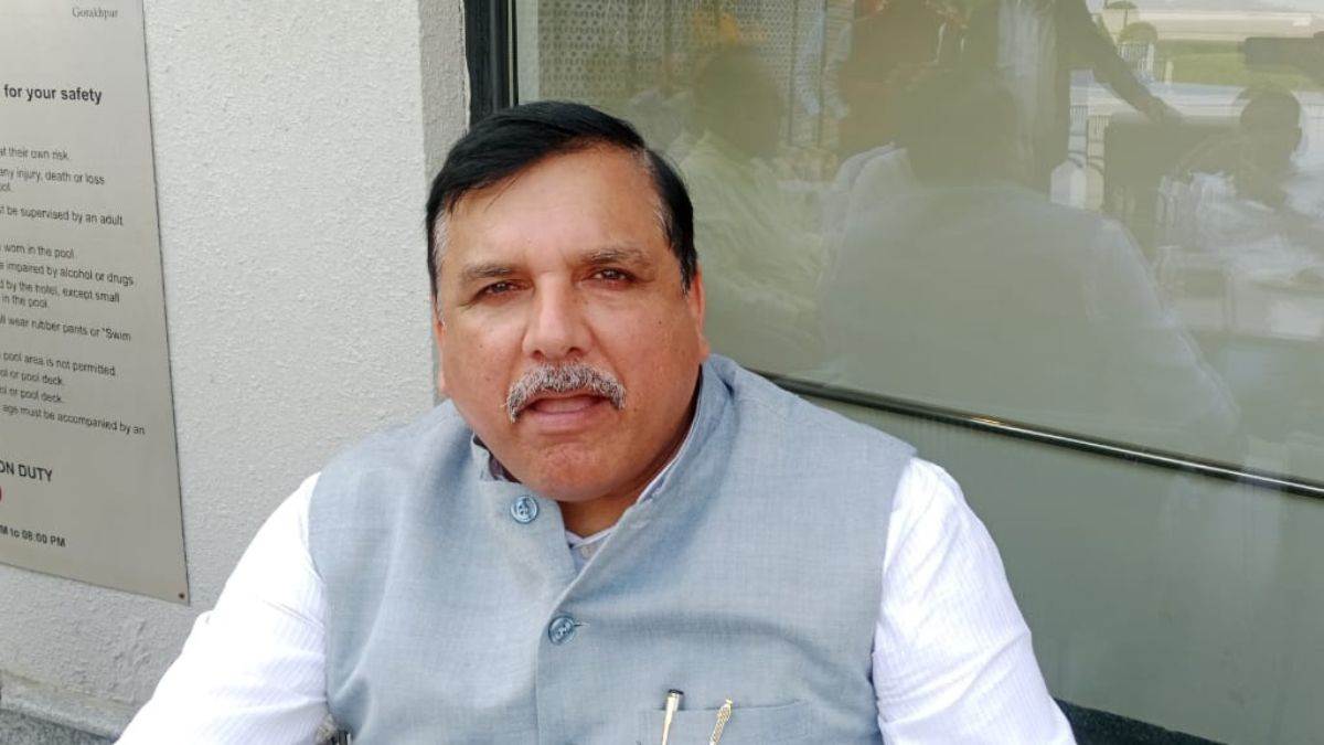 sanjay singh slams central government in gorakhpur over savings festival