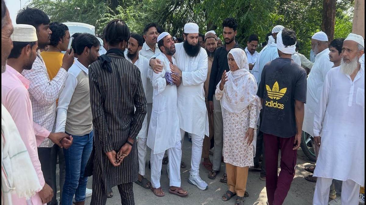 suicide due to wifes infidelity bodies recovered from yamuna palan