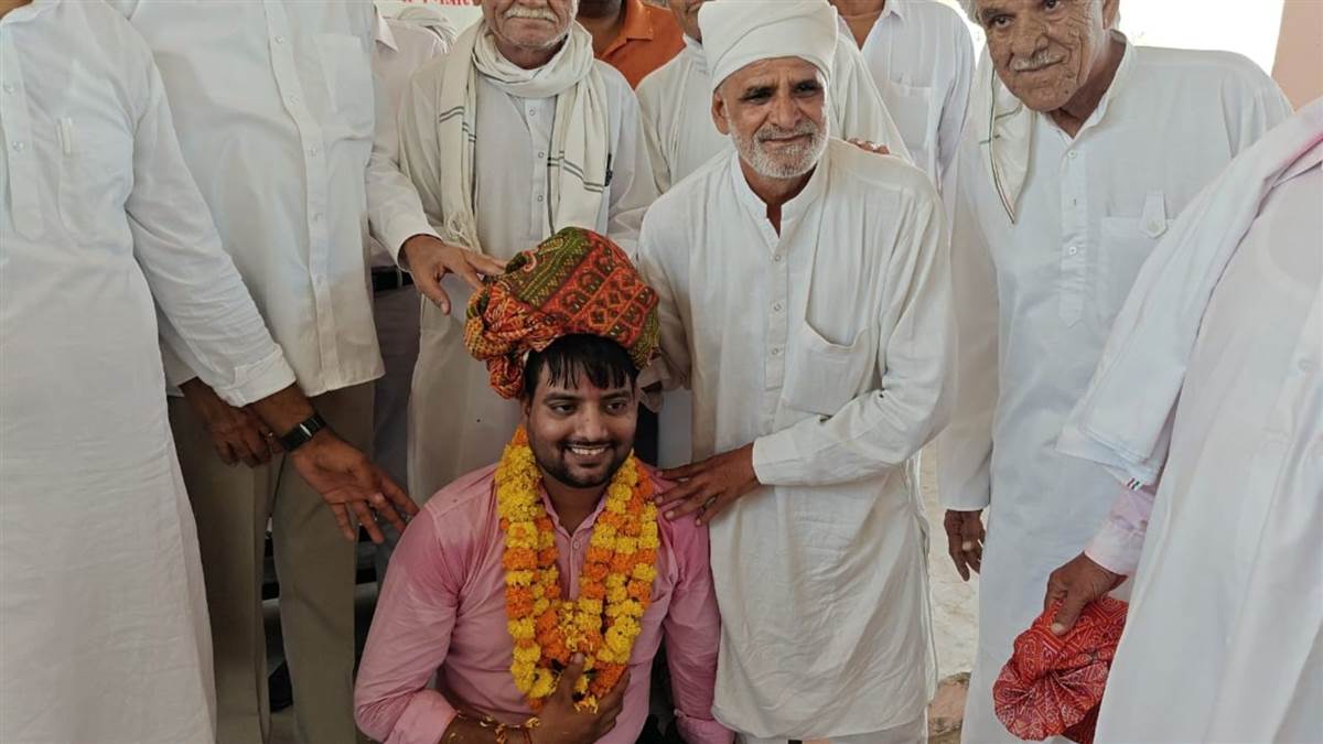 yamnak jakhar receives a warm welcome in his village for his success in the upsc exam promises to help farmers