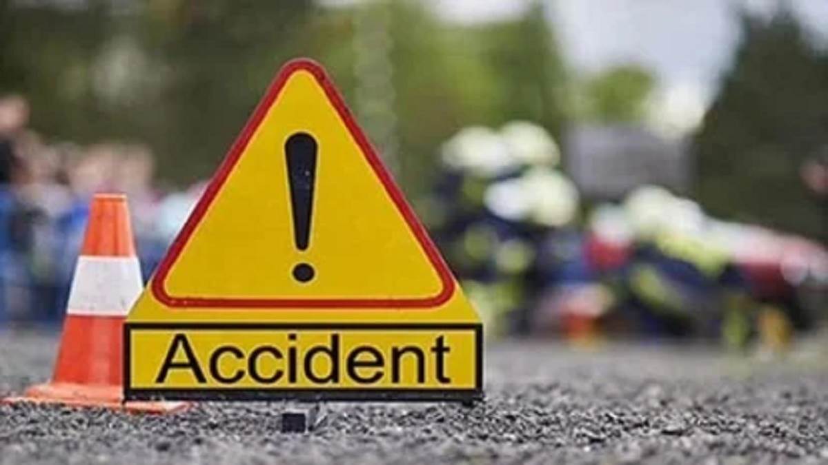 unknown vehicle trampled a bike riding factory worker in rudrapur of udham singh nagar died