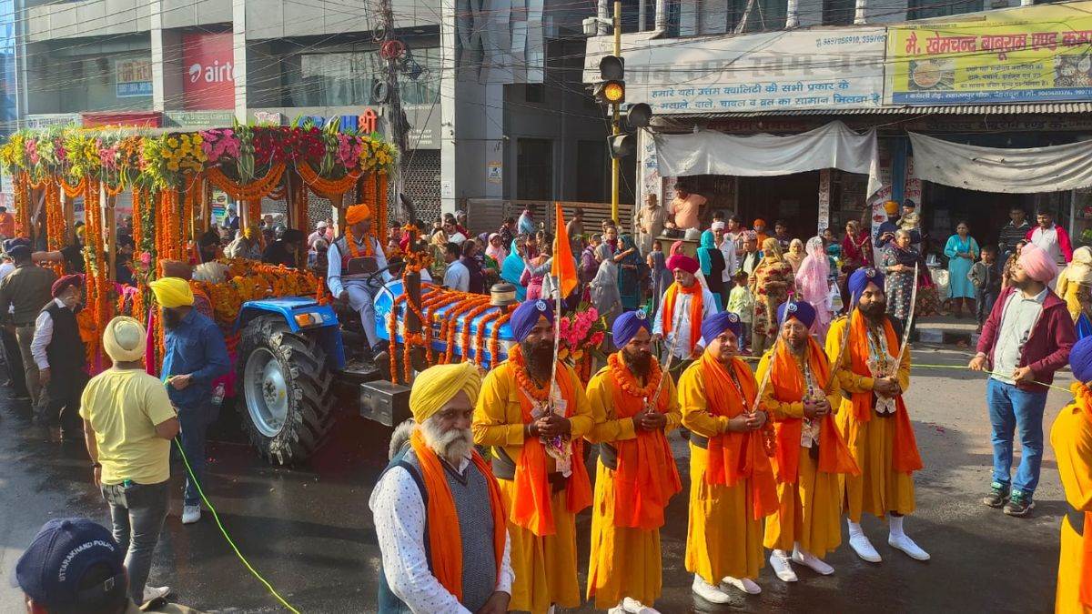guru nanak dev prakash parv nagar kirtan at dehradun