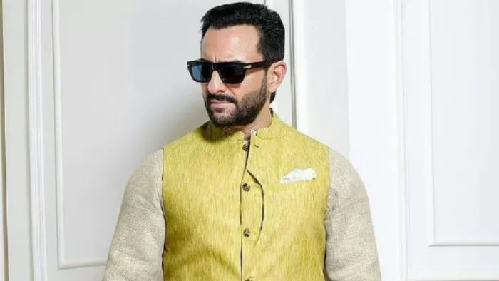 Saif and Taimur Video: Saif Ali Khan was seen having fun with son Taimur on weekend watch video.