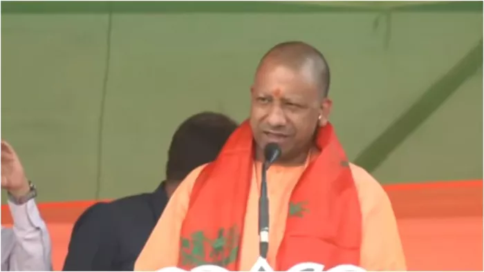 छत्तीसगढ़ में बोले योगी आदित्यनाथ (Image: ANI)
