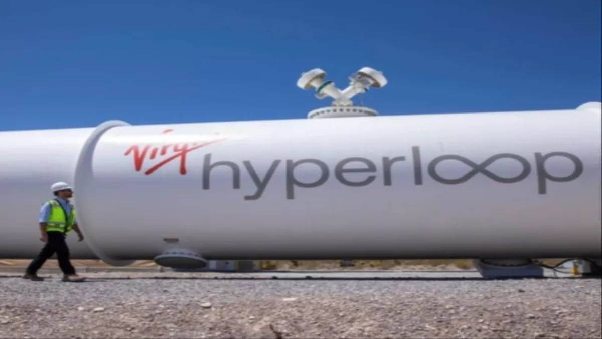 https://www.jagranimages.com/images/newimg/05112023/05_11_2023-hyperloop_train_23573719.jpg