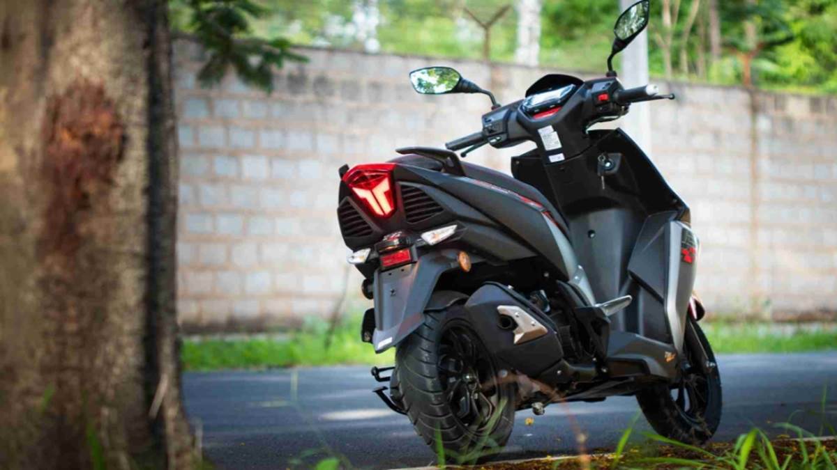 https://www.jagranimages.com/images/newimg/05112024/05_11_2024-best_scooter_in_india_23826292.jpg