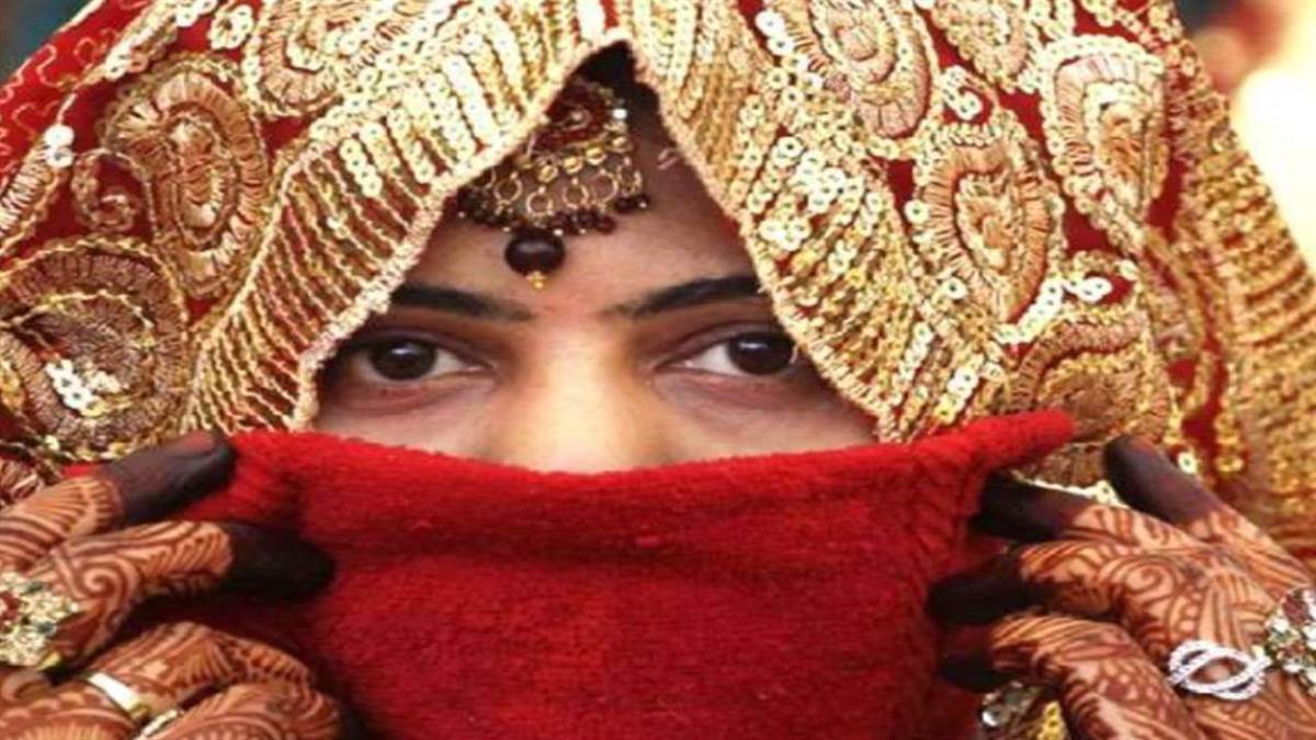 ncr delhi police have recovered missing woman with a youth and a baby after 4 years