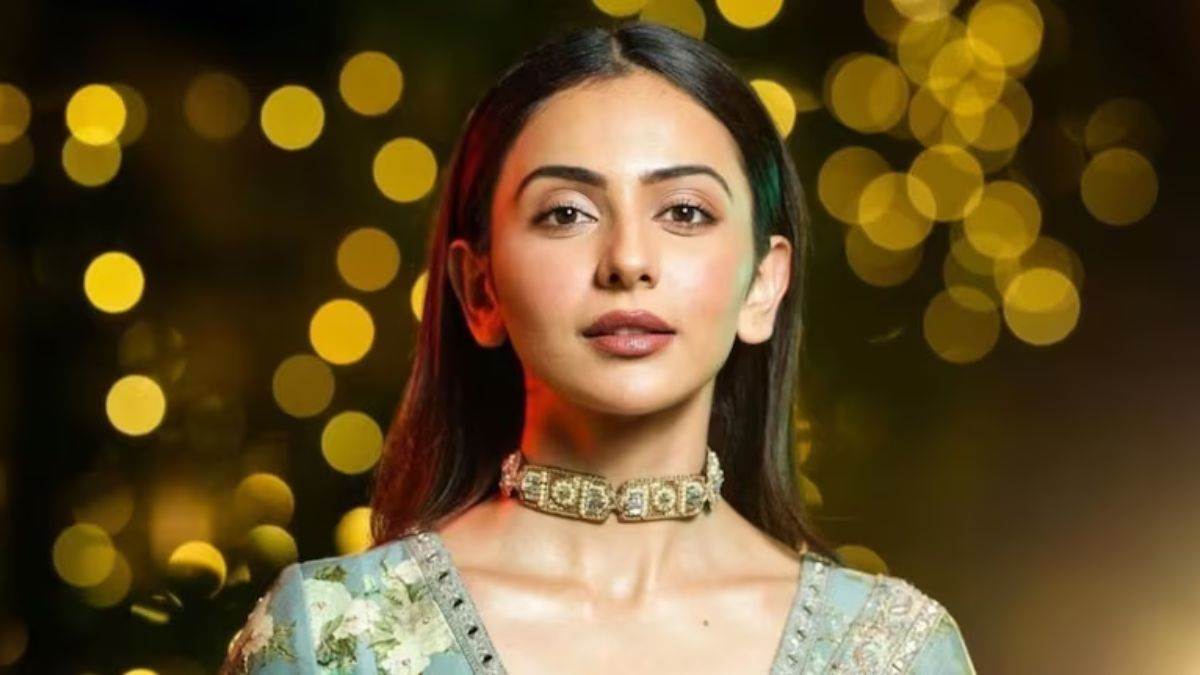 rakul preet singh gets trolled for her old statement on bursting crakers says papa ne 500 ka note jalane ko kaha