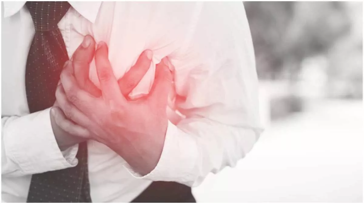 Sudden Cardiac Arrest: युवाओं में क्यों बढ़ रहे हैं कार्डियक अरेस्ट के मामले? जानें इससे बचाव के 4 आसान तरीके