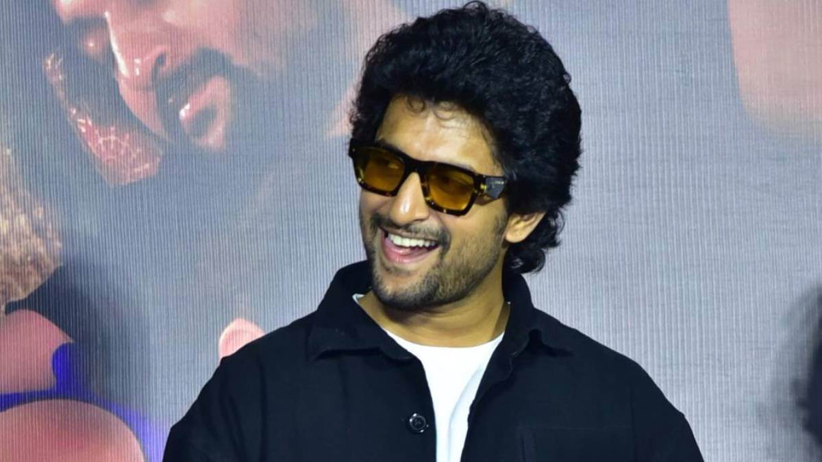 south actor nani apologise to vijay deverakonda and rashmika mandanna for showing their pool photos in hi nanna event