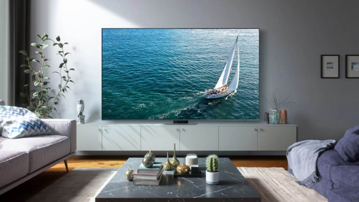 TV मार्केट कब्जाने के मूड में Amazon ₹70000 तक गिरा दिए 55 Inch QLED TV के भाव Amazon Sale