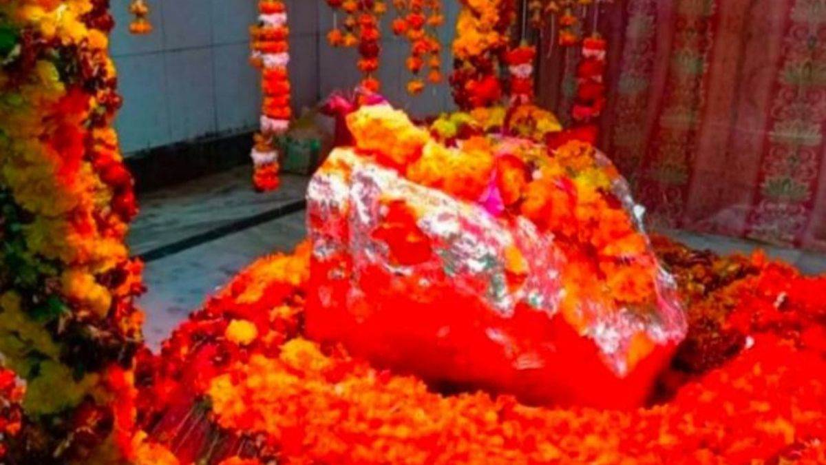 https://www.jagranimages.com/images/newimg/05122023/05_12_2023-batuk_bhairav_23596895.jpg