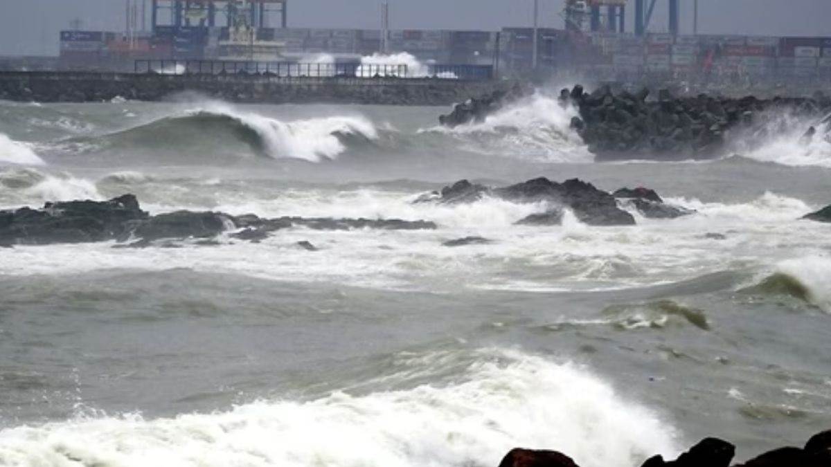 https://www.jagranimages.com/images/newimg/05122023/05_12_2023-cyclone_news_23596937.jpg