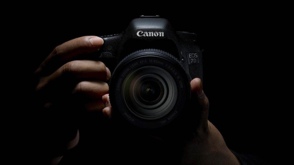 DSLR Camera Price In India: प्रोफेशनल फोटोग्राफर्स भी देते हैं इन कैमरा की मिसाल, जुबां से नहीं हटता इनका नाम