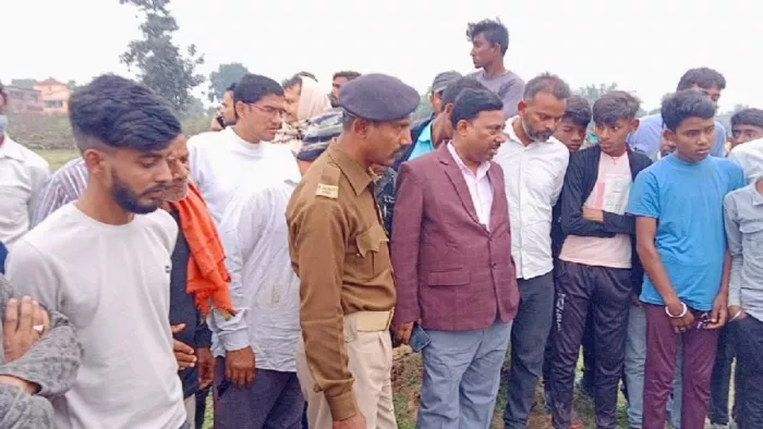 भंवर के हमले से बचने के लिए तालाब में कूदा अधेड़, गहरे पानी में डूबने से चली गई जान