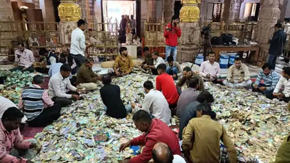 this time a record of donations can be made in sanwaliya seth temple rajasthan