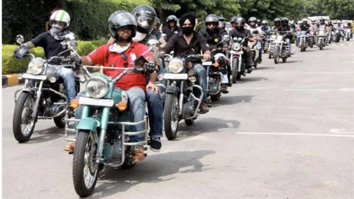 Driving Without Silencer is violation against Traffic Rules, See Fine Details