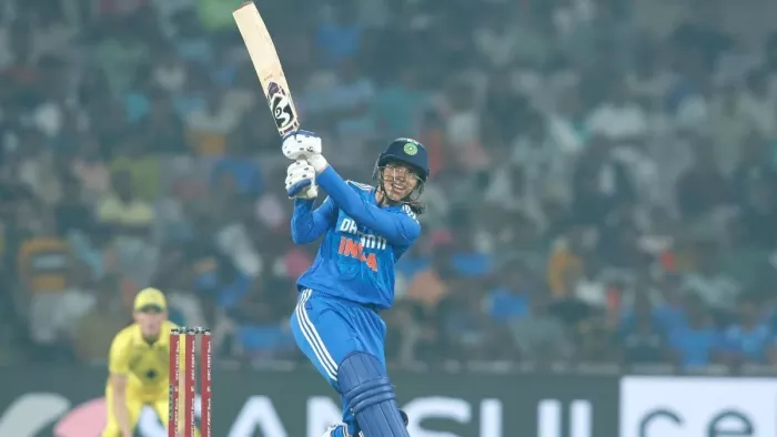 Smriti Mandhana ने Virat Kohli और Rohit Sharma के खास क्लब में मारी एंट्री