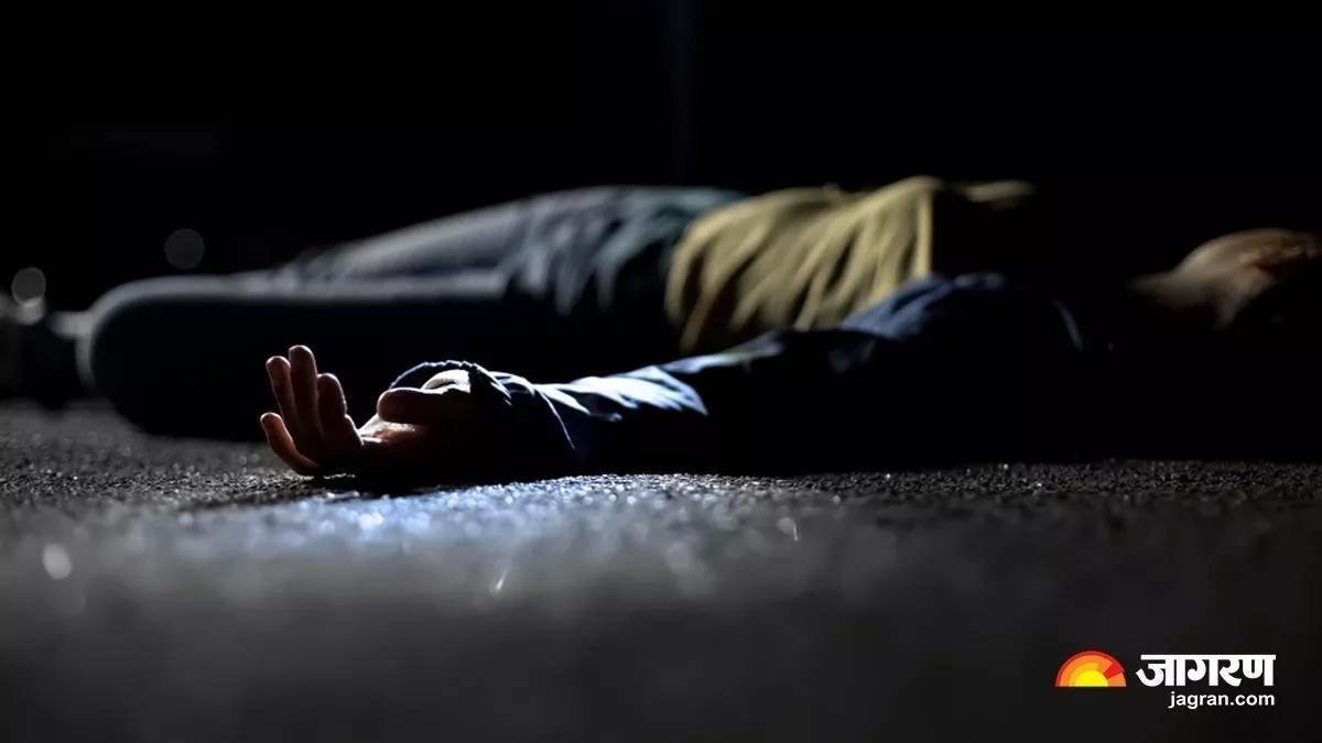 four family members found dead in bengaluru rmv 2nd stage in rented house including children native of prayagraj