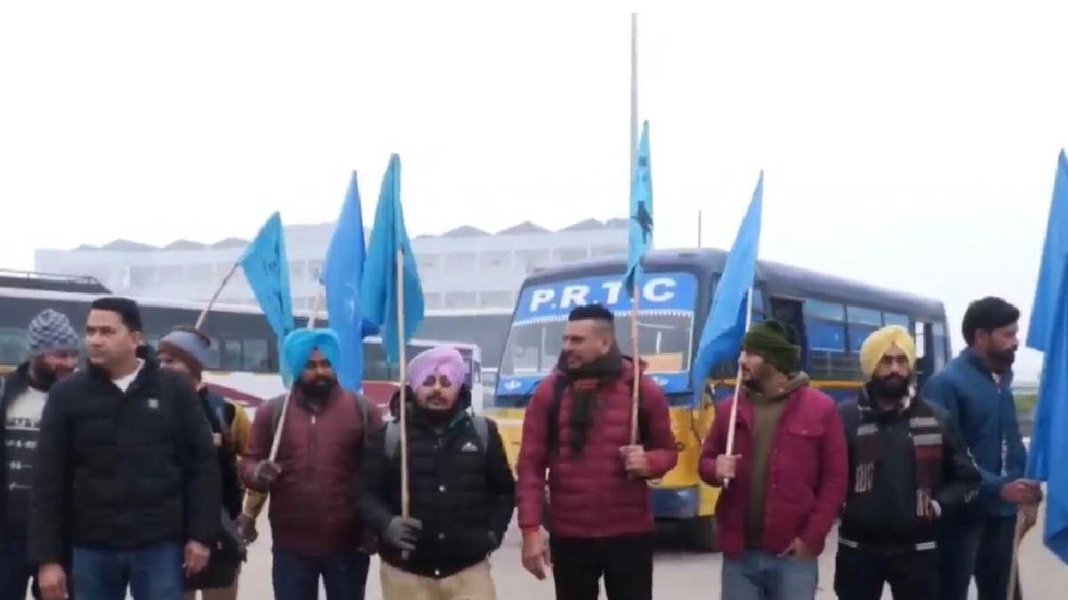https://www.jagranimages.com/images/newimg/06012025/06_01_2025-punjab_bus_23861897.jpg