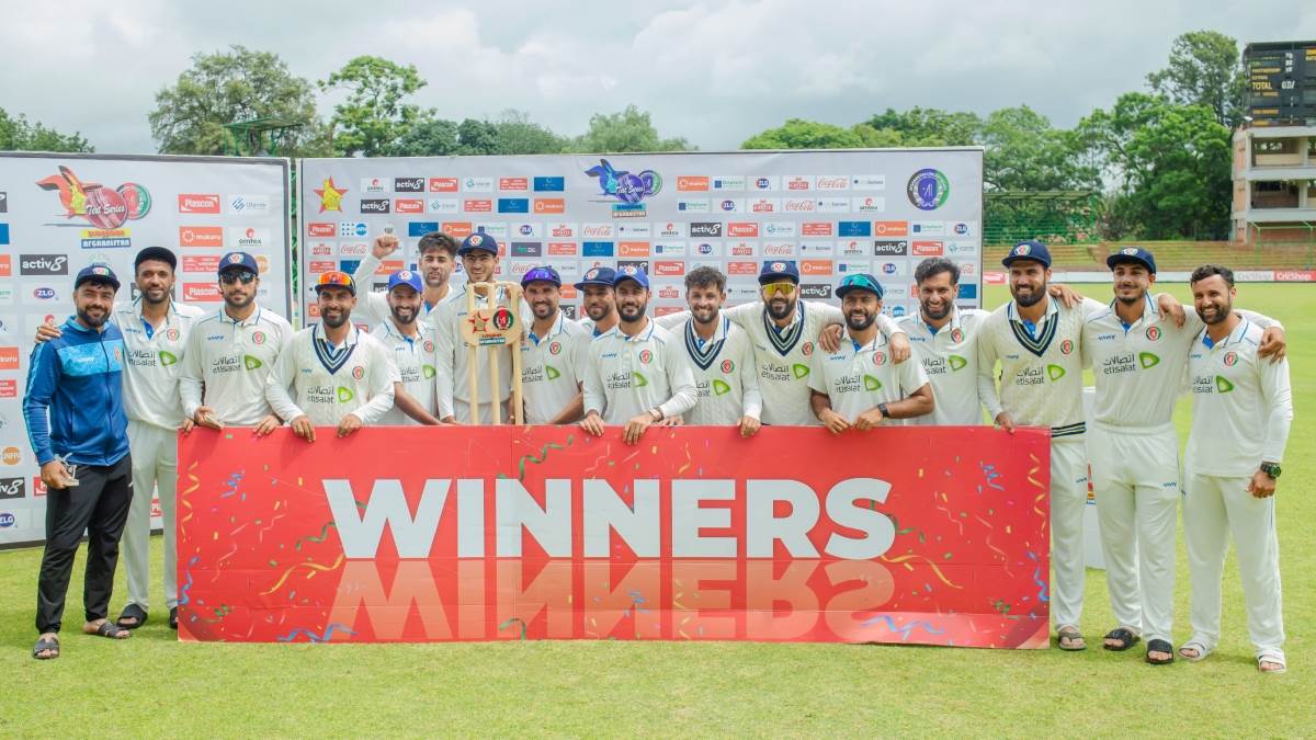https://www.jagranimages.com/images/newimg/06012025/06_01_2025-zim_vs_afg_1_23862106.jpg
