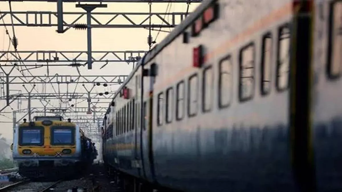 भारतीय रेलवे में तीन लाख से अधिक पद हैं खाली