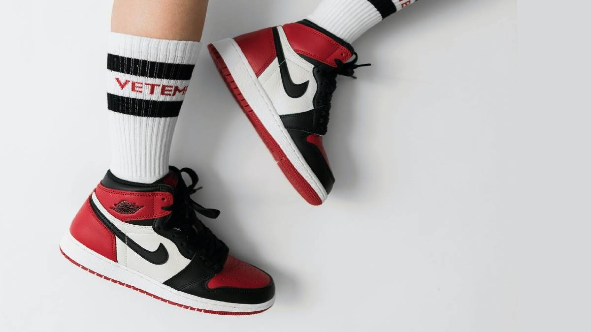 Nike Shoes For Women: पहनने में हल्के और दिखने में स्टाइलिश हैं ये नाइकी शूज, इससे सस्ते कहीं नहीं मिलेंगे