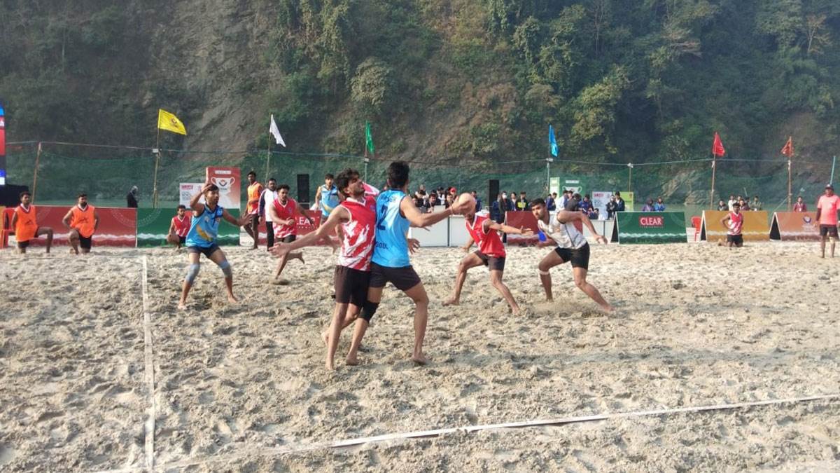 https://www.jagranimages.com/images/newimg/06022025/06_02_2025-handball_23879592_182854303.jpg
