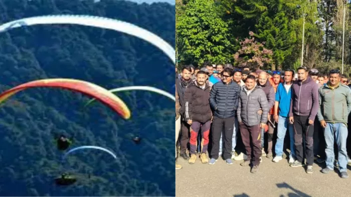 एसडीएम ऑफिस बैजनाथ के बाहर एकत्रित पायलट। जागरण फोटो