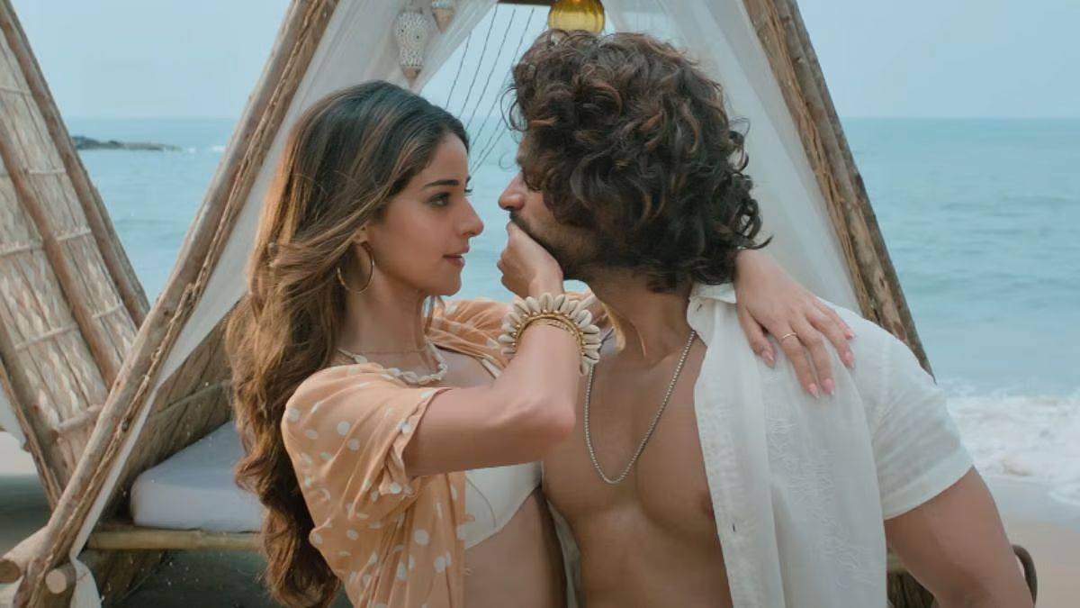 ananya panday was uncomfortable doing liger with vijay deverakonda reveals chunky panday thought she was too young