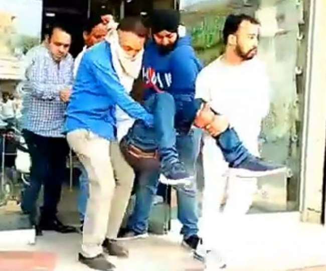 Firing on Sodhal Road in Jalandhar