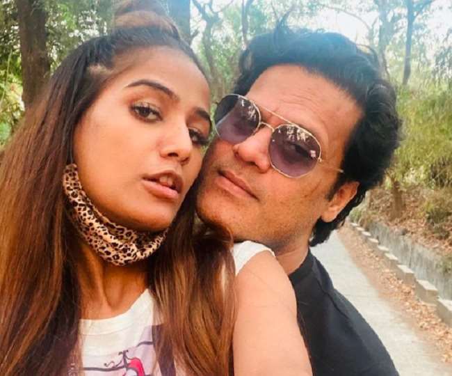 पूनम पांडे ने यह भी कहा कि जो लोग घरेलू हिंसाचार से पीड़ित होते हैं, उन्हें अपनी आवाज उठानी चाहिए।