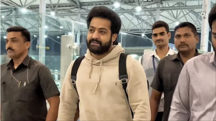 Junior NTR left for America for Oscars 2023, pictures went viral, via twitter