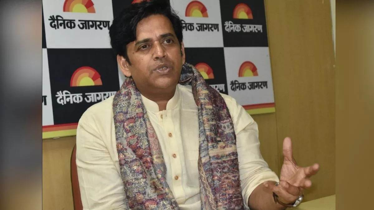 https://www.jagranimages.com/images/newimg/06032024/06_03_2024-01_12_2022-mp_ravi_kishan1_23238924_23668366.jpg