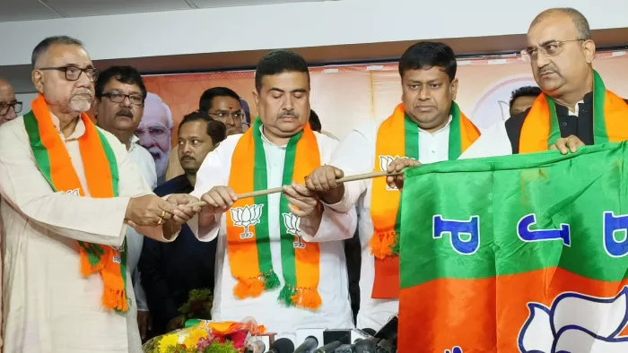 तृणमूल कांग्रेस के पूर्व विधायक तापस रॉय बीजेपी में शामिल हो गए हैं। (Photo Jagran)