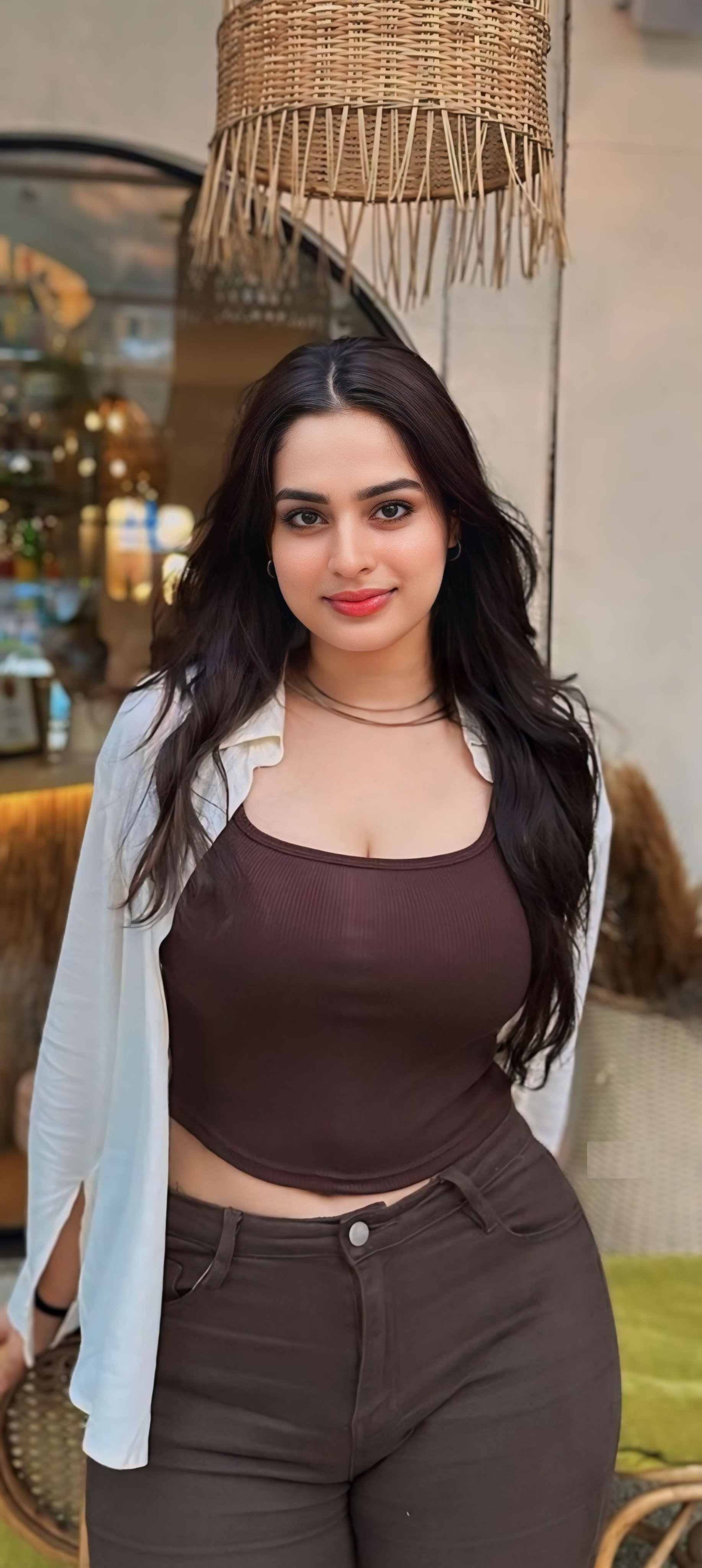 Ayesha Khan Boob Size